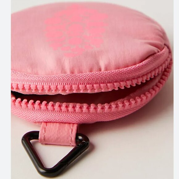 FREE PEOPLE Essentials Only Pouch in Hibiscus 💗 NWT - Picture 3 of 9